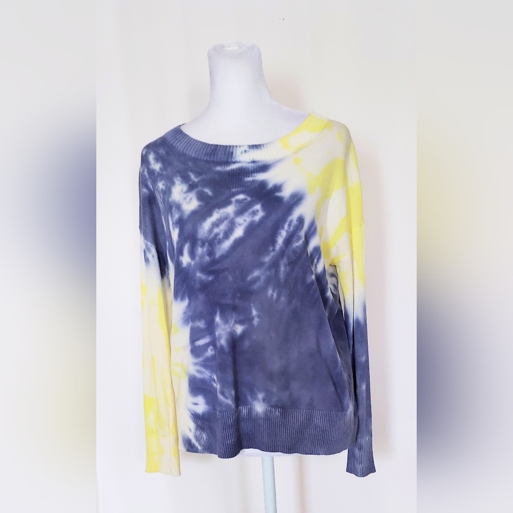 Central Park West NY Tie Dye Pullover Sweater Blue Yellow Size Small